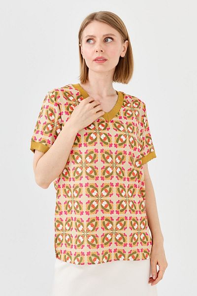 Desen Triko Tricou de damă, cu decolteu în V, din bumbac pieptănat, cu modele colorate, muștar