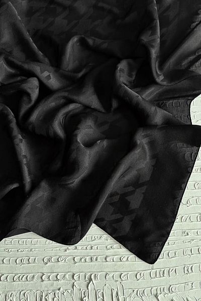ARMANDA ITALIAN JACQUARD PIECE PATTERN