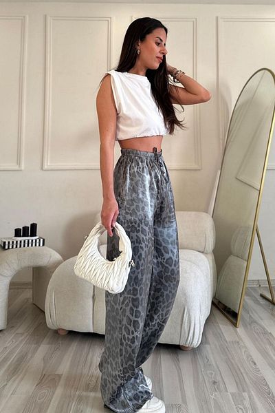 style of style Gray Leopard Patterned Wide Leg Trousers