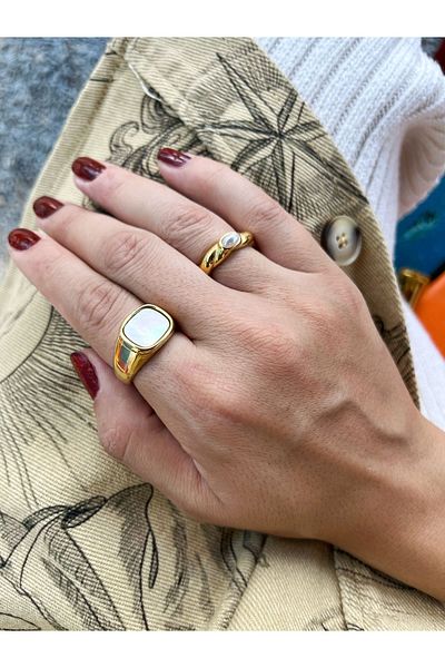Miltonia Steel Ring - Pearl Detailed Spiral Design