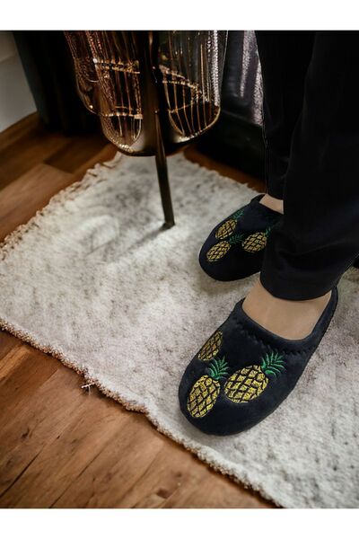 GEZER ANANAS DESENLİ NAKIŞ İŞLEMELİ HAVLU KIŞLIK TERLİK