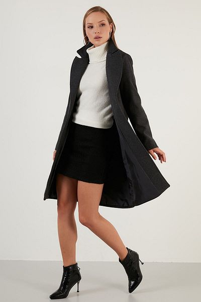 Lela Regular Fit Buttoned Lined Winter Coat with Pockets 6380002
