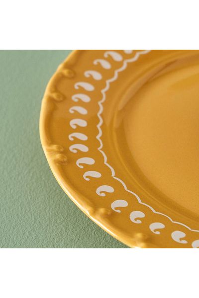 Bella Maison Indian Porcelain 4-Piece Cake Plate Set Mustard (21 cm)