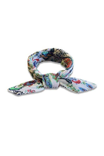 Cesi Collection Ecru Shawl Patterned Pleated Scarf