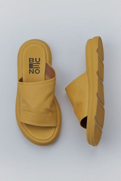Bueno Shoes Yellow Leather Women's Flat Slippers 01Wy9400