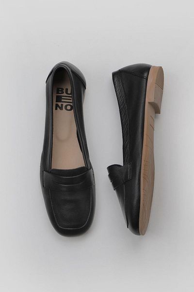 Bueno Shoes Черни кожени дамски мокасини - 01wy0801