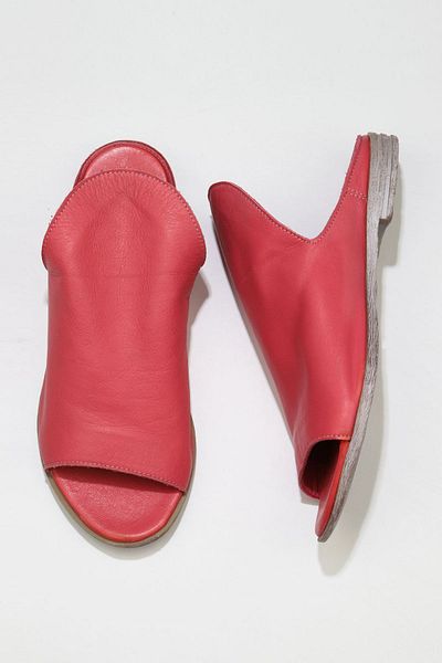 Bueno Shoes Φούξια Δερμάτινες Γυναικείες Παντόφλες - Flat Design 01wn5019