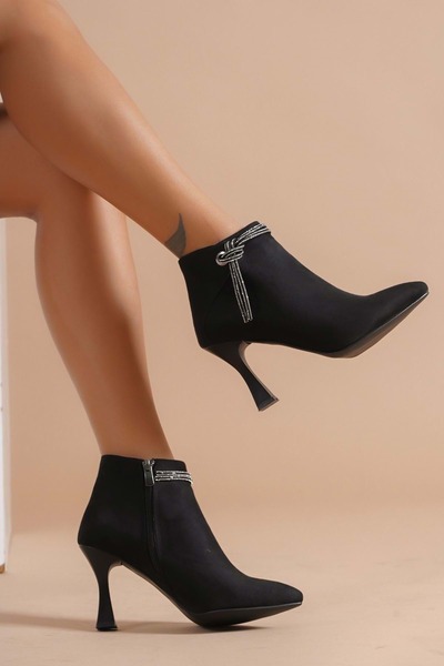 KOCAMANLAR Дамски ботуши Feles Tassel с камъни, класически, чернo-велур