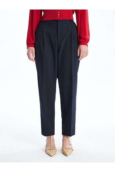 LC Waikiki LCW Vision Marineblaue, bequeme, gerade Hose für Damen