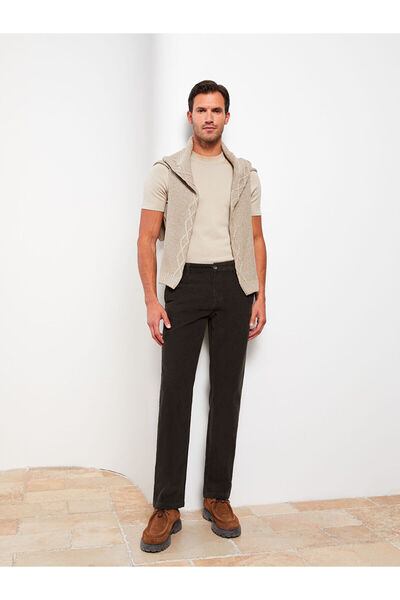 LC Waikiki بنطال تشينو رجالي مخملي مريح من Lcw