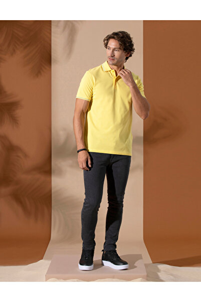 Pierre Cardin Yellow Slim Fit Polo Neck Basic T-Shirt 50252448-Vr044