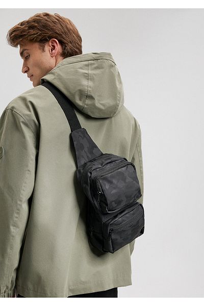 Mavi Černá kamuflážní kabelka Crossbody s potiskem -091811-900