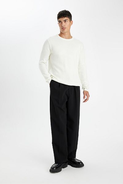 DeFacto Standard Fit Normal Cut Crew Neck Basic Plain Knitwear Sweater D1967Ax24Au