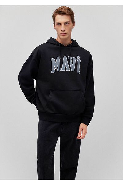 Mavi Schwarzes Kapuzen-Sweatshirt mit Logo-Print 067149-902
