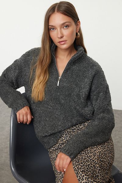 Trendyol Collection Stojanový límec Anthracitový pletený svetr - Boucle Yarn Twoaw25kz00291