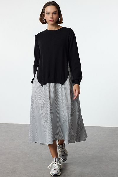 Trendyol Collection Μαύρο ριγέ μίντι φόρεμα με γαρνιτούρα πλεκτού - ίσια κοπή Twoaw25el00359
