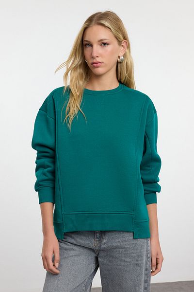 Trendyol Collection Πλεκτό φούτερ με λαιμόκοψη σμαραγδί πράσινο - Λεπτομέρεια φούστας, άνετη εφαρμογή Twoaw25sw00164