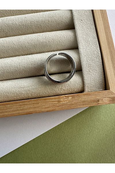 ringbox Color Silver Cross Wire Ring