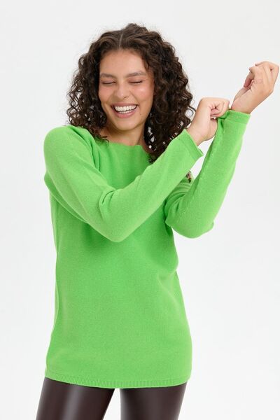 Desen Triko Γυναικείο μάλλινο πουλόβερ με K.E.Green κεντημένο γιακά