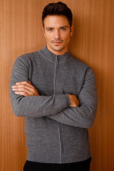 Desen Triko Чоловічий светр з візерунком «баклава» та напіврибальським кроєм, колір димчасто-сірий