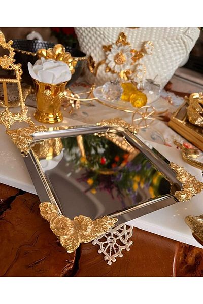 atabey home collection 4 قطع من صينية القهوة والشاي والعرض المعدنية المصبوبة على شكل وردة