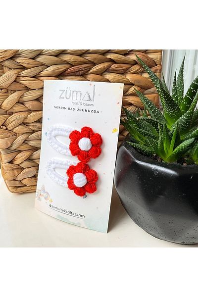 ZÜMAL Hand Knitted Snap Buckle 2-Piece Red White