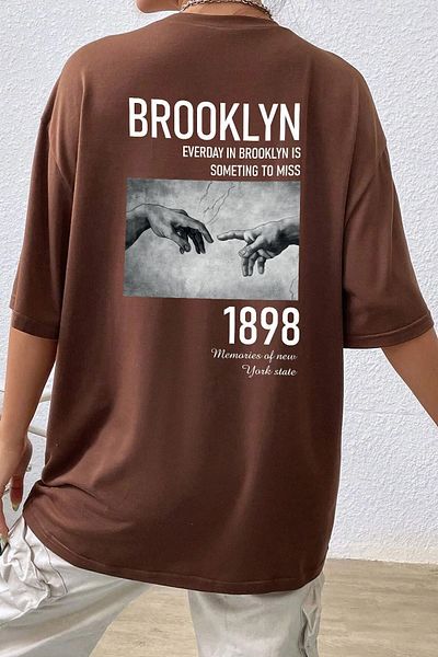 uyguntarz Унисекс тениска с щампа Бруклин от 1898 г