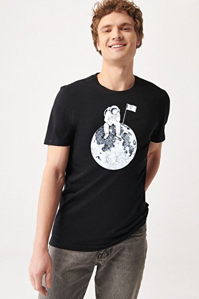 trendypassion Tričko s potiskem Astronaut vlajky