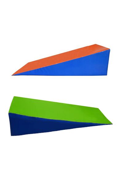 Karacaspor Mini Üçgen Minder ( 120x50x20 - 2 Adet )