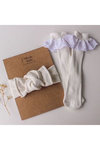 MinnieKids Baby Girl Socks Ecru Cream Ribbed Bandana and Scalloped Socks Set