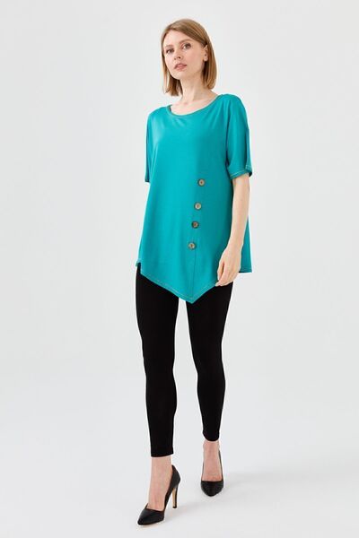 Desen Triko Γυναικείο μπλουζάκι με λαιμόκοψη με ξύλινο κουμπί μπροστά, χτενισμένο βαμβακερό πράσινο