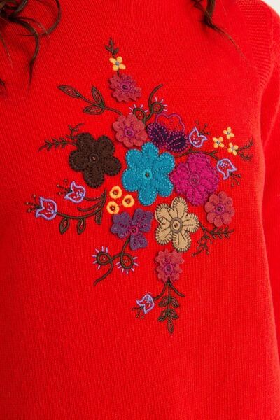 Desen Triko Women's Crew Neck Front Embroidered Long Wool Sweater Coral
