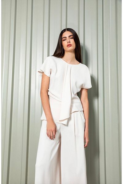 KAMEYA Ecru Asymmetrical Gathered Waist Blouse