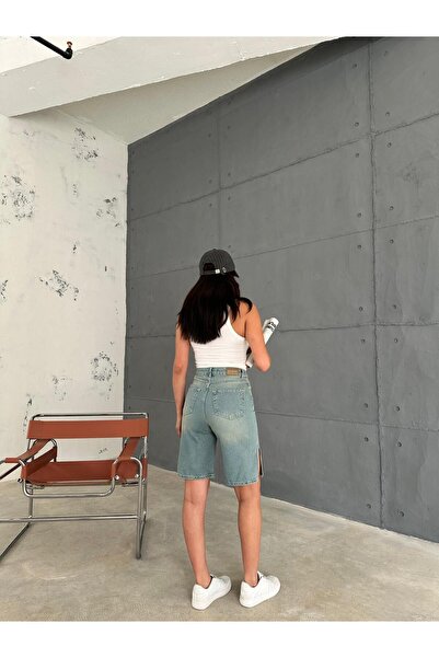 Zeo Basic Τζιν σορτς με σκίσιμο λεπτομέρεια στα πλαϊνά