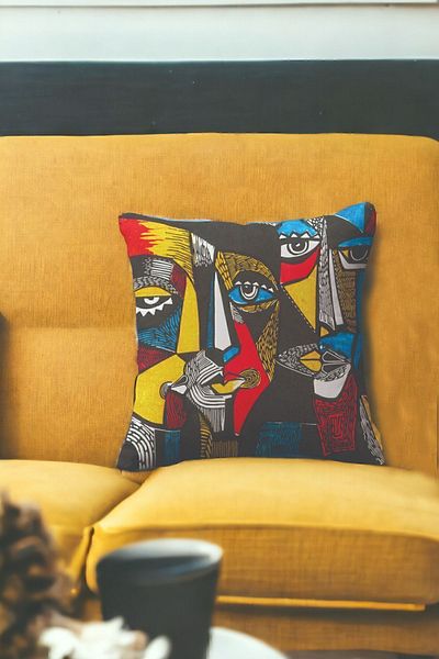 ÖZENEV 43X43 cm Velvet Throw Pillow Cover - Soft and Decorative Living Room Abstract Face