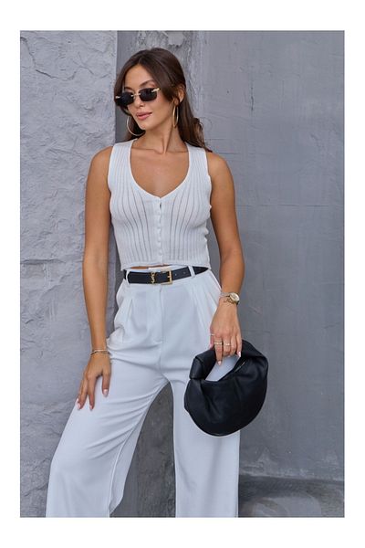 Elif Özbey Butik Vestă albă de tricotaj cu nasturi