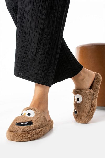 ALMİNA Fashion Smiling Face Plush Fluffy Women's Home Slippers - Silent Sole Dowry Slippers