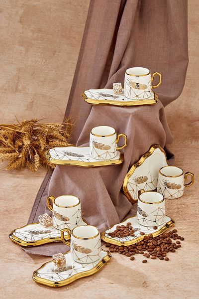 Vadi Carmen 6-Person Porcelain and Presentation Coffee Cup Set - Gold Detailed Feather Pattern