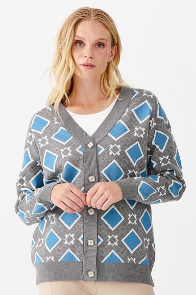 Desen Triko Women's V-Neck Square Patterned Cardigan