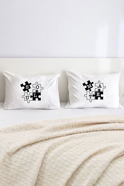 Hediyenza SOULMATE SOUL COUPLE PRINTED Double Letter Decorative Pillow Case 50x70 Cm Red