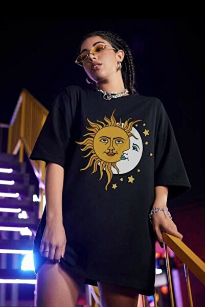 trendypassion T-Shirt mit Universum-Design