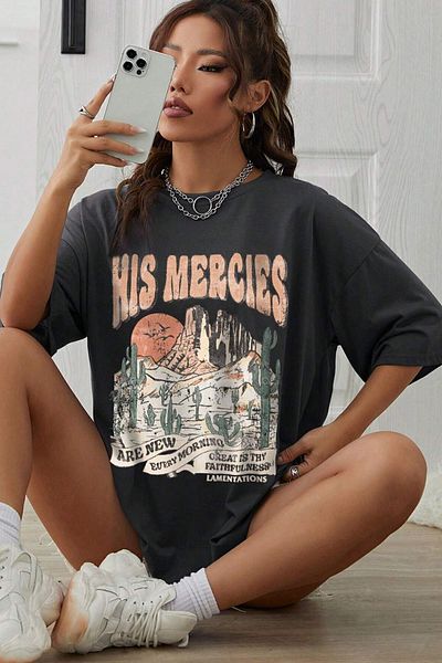 uyguntarz Übergroßes Unisex-T-Shirt mit „His Mercies“-Aufdruck