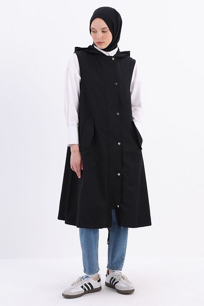 ALLDAY Hooded Black Snap Vest
