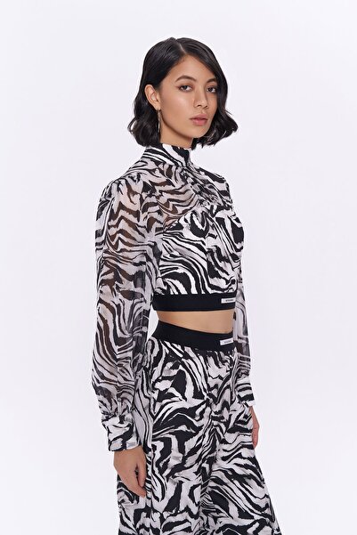 Quzu Zebra Desenli Beli Lastikli Tül Bluz Siyah
