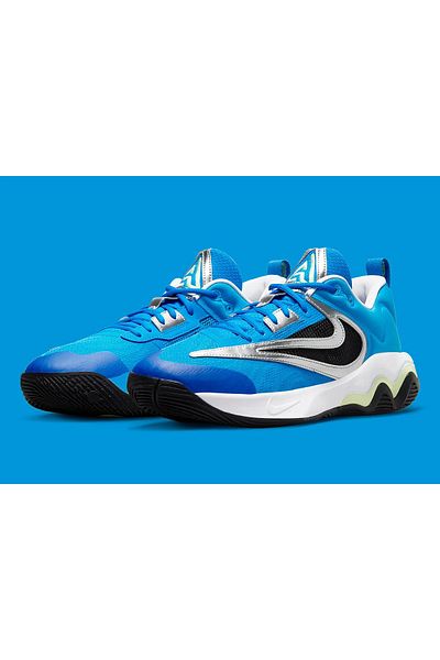 Nike Giannis Immortality 3 - Basketball Shoes