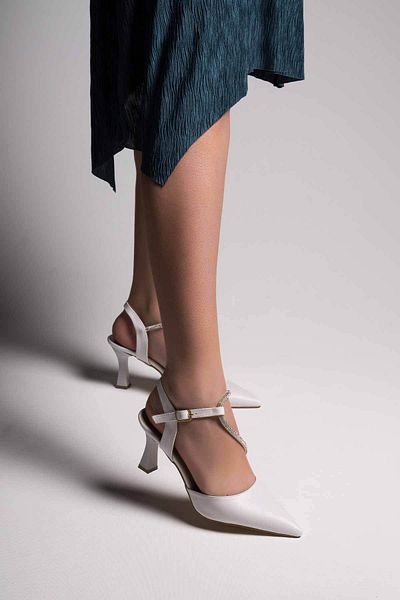 Serenity Women's Stone Heeled Shoes White Color Tr150Y23B
