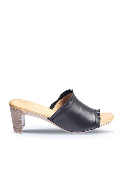 BUENO Shoes Siyah Deri Kadın Topuklu Terlik 01wn4002