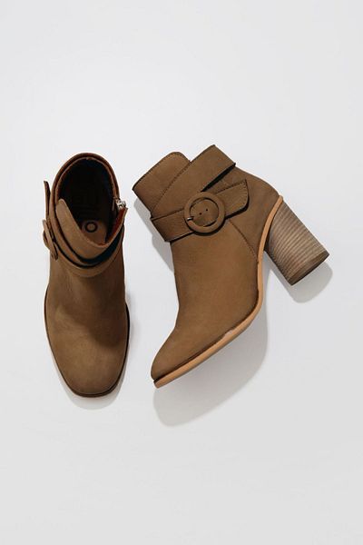 Bueno Shoes Γυναικείες μπότες με τακούνι Nubuck Tan - 01wr5500