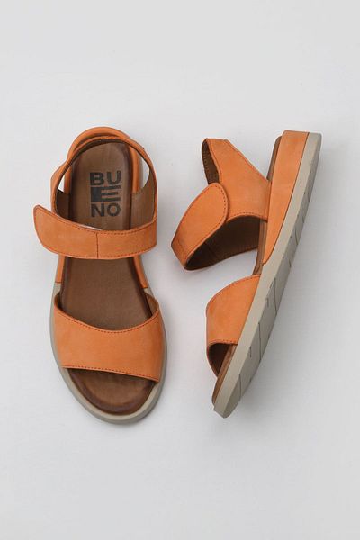 Bueno Shoes Sandale plate pentru femei Nubuck Coral - 01wy5100