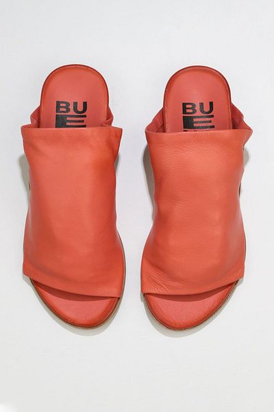 Bueno Shoes Papuci plati din piele coral pentru femei - 01wu7602